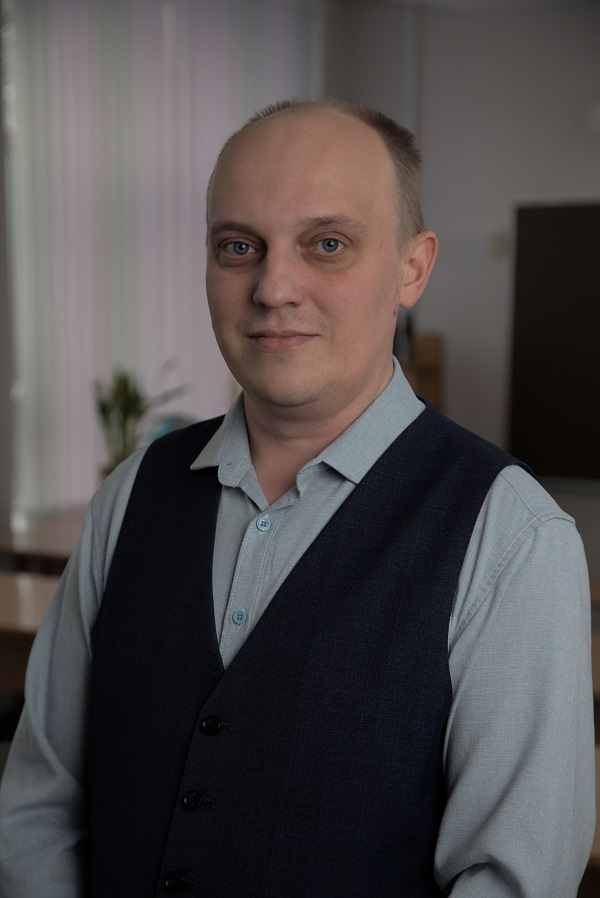 Замятин Андрей Дмитриевич.